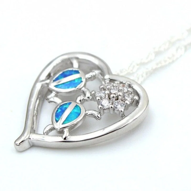 Zoom sur le Pendentif Tortue Amor
