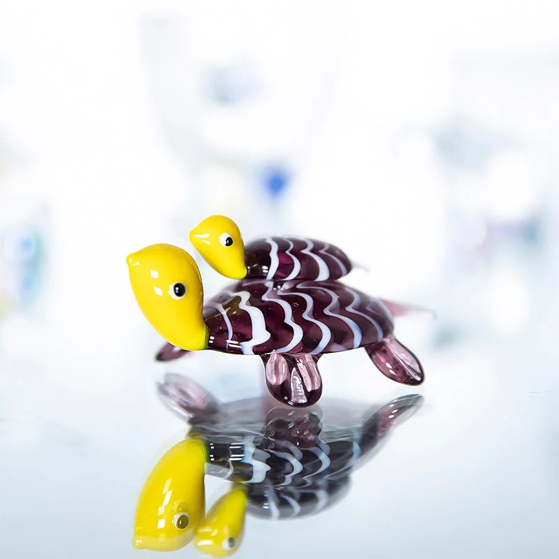 Détails de la figurine tortue mère