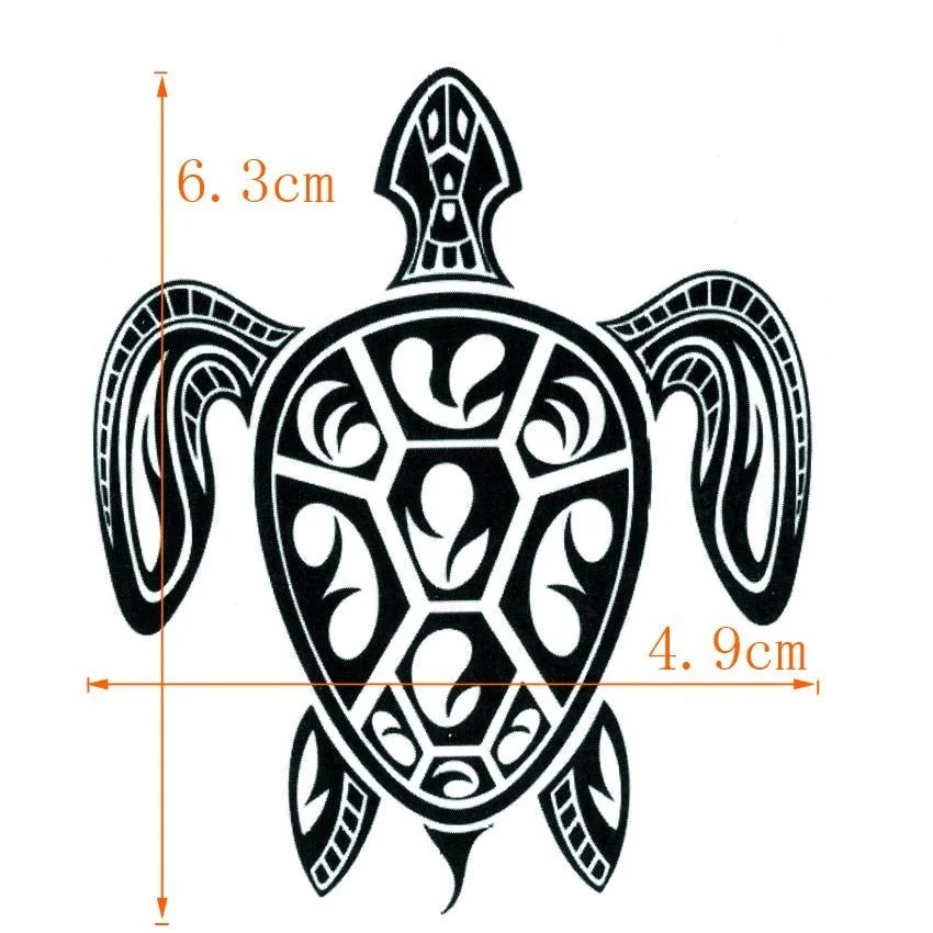 Tatouage Temporaire Tortue Tribal en application